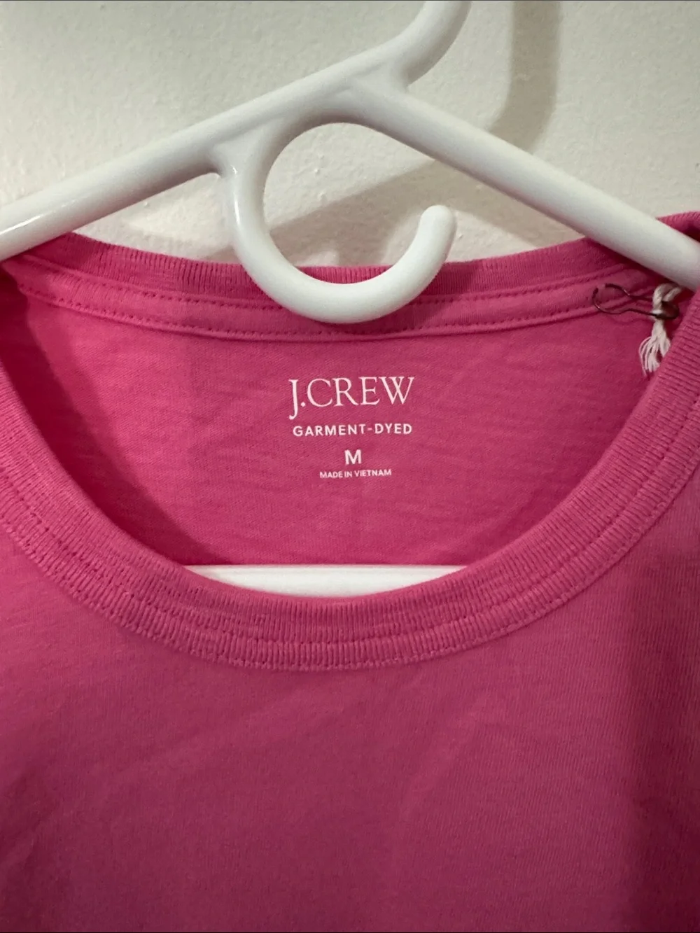 J. Crew Men’s Medium Garment Dyed Bright Pink Long Sleeve Pocket Tee NWT